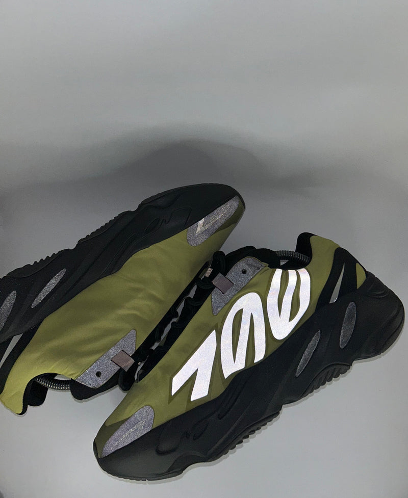 42 - Adidas Yeezy 700 MNVN Resin